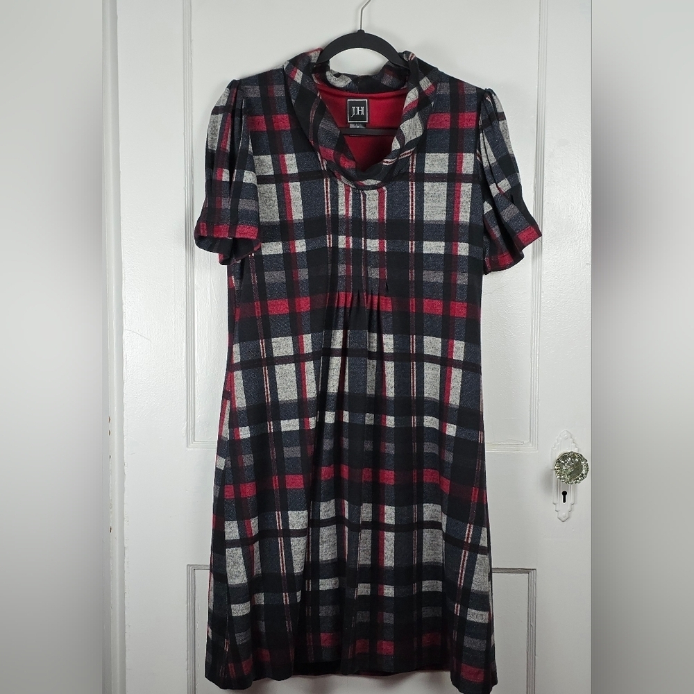 JH Plaid Cozy Dress Medium
